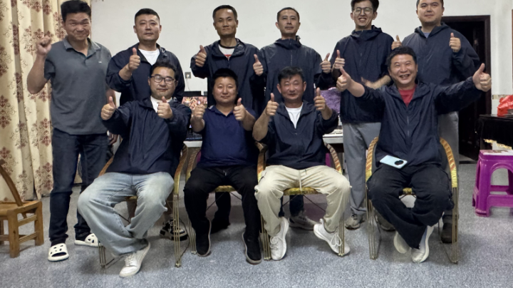 【2025-4-12 20点场】吉普赛12345678:小零粉的直播间