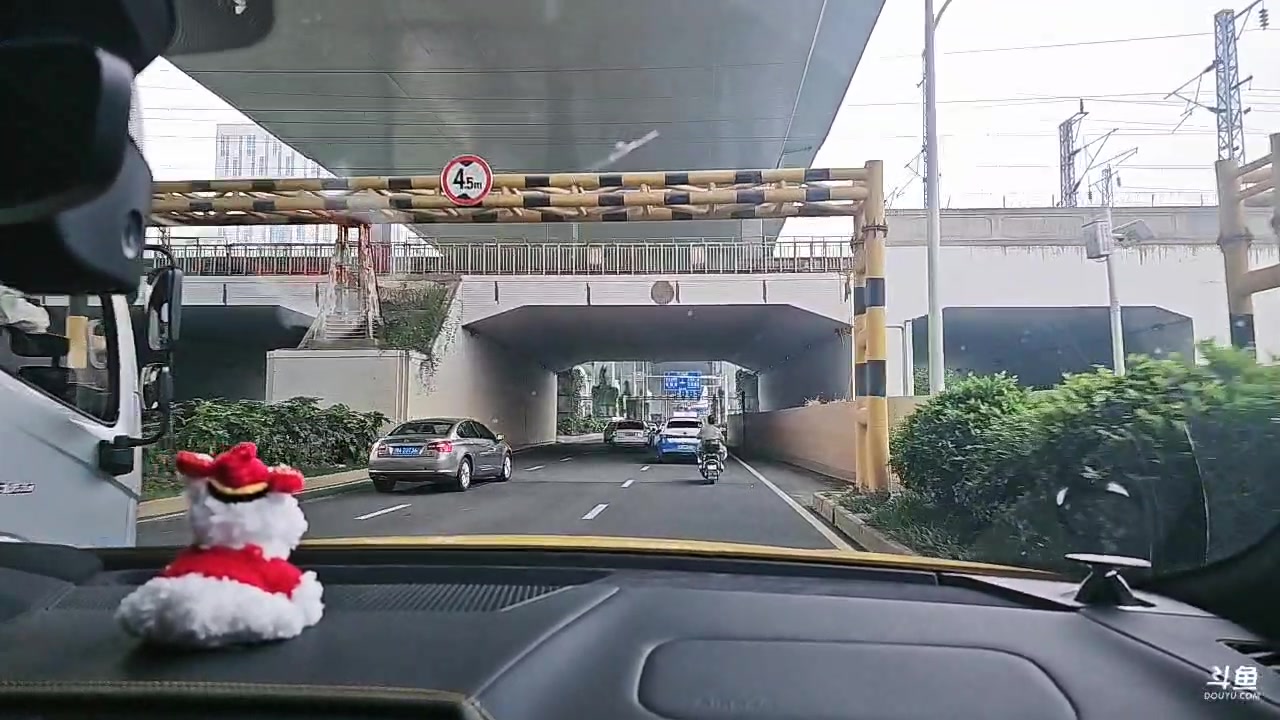 【2025-04-22 15点场】小鱼小鱼吃虾米：日常划水啦