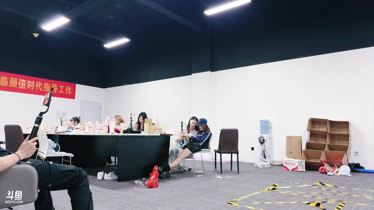 【2025-04-21 22点场】主播阿郎：320155团播