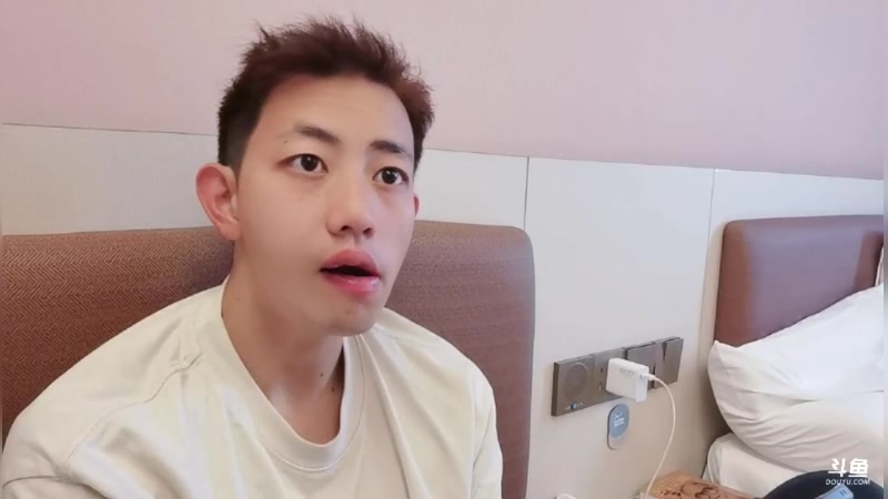 【2025-04-22 完整版】弹头很暴躁zshhh：非常757女团：努力上进