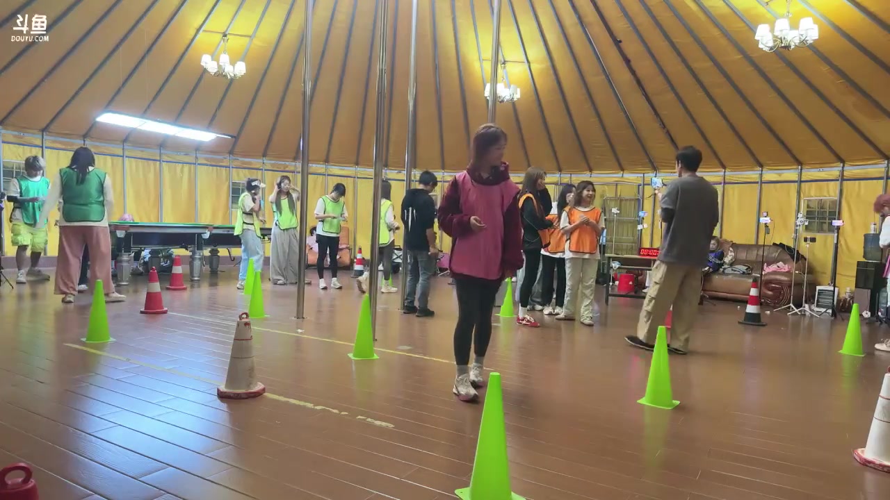 【2025-04-23 21点场】南妹儿呀：757之第一篇姐姐来咯
