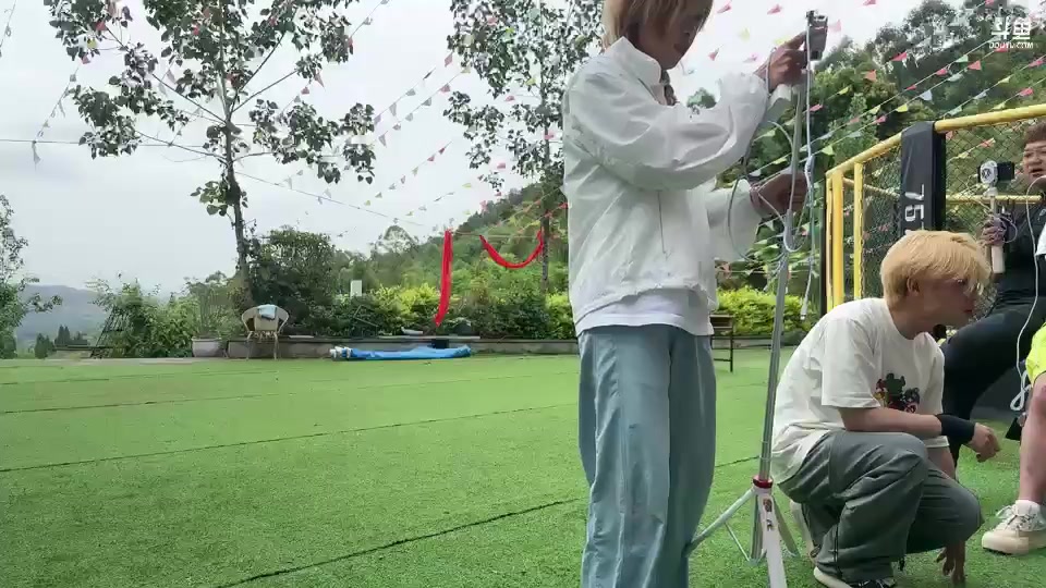 【2025-04-24 14点场】南妹儿呀：757之逆袭女主剧本