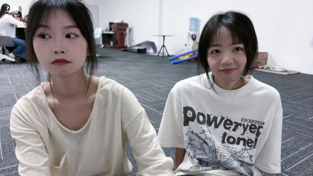 【2025-04-24 21点场】主播阿郎：320155团播