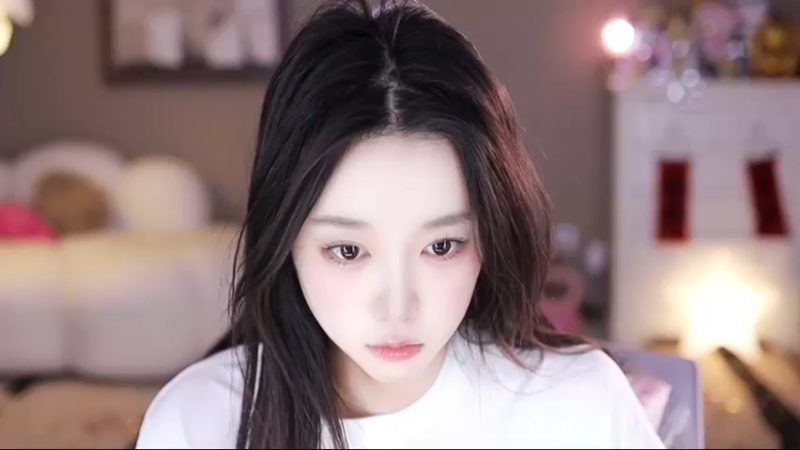 【2025-04-26 22点场】小肉球阿：爱笑的女孩运气不会差 1212