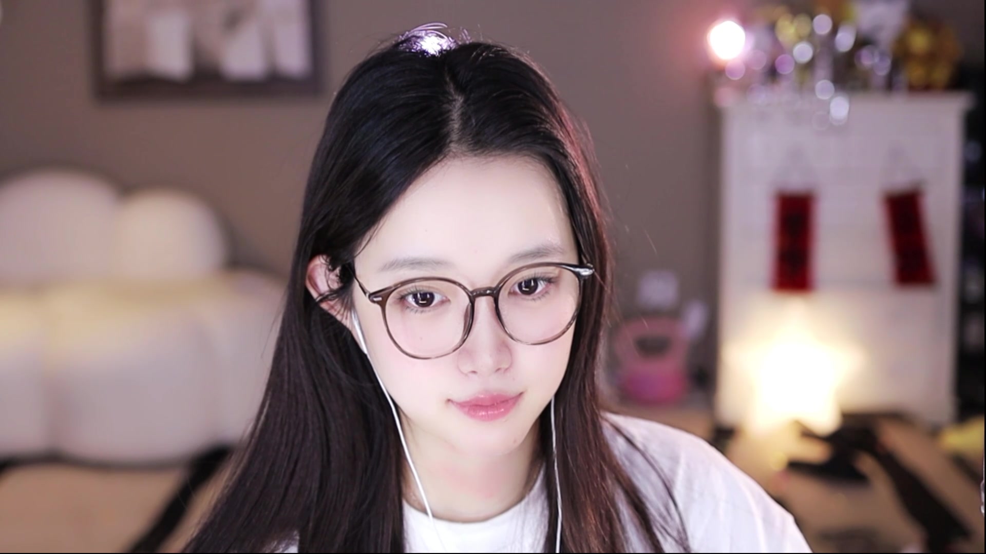 【2025-05-15 20点场】小肉球阿：爱笑的女孩运气不会差~~~~