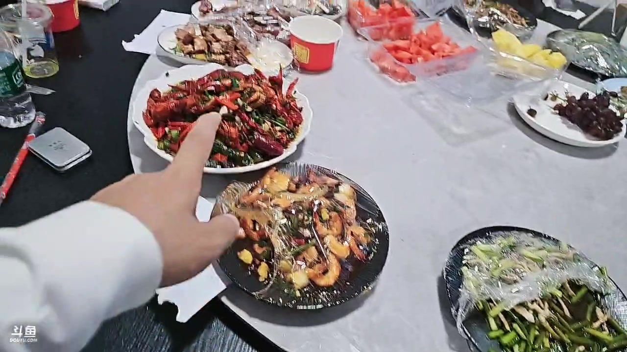【2025-05-17 18点场】小鱼小鱼吃虾米：蜜雪小团S4 day2 2158798