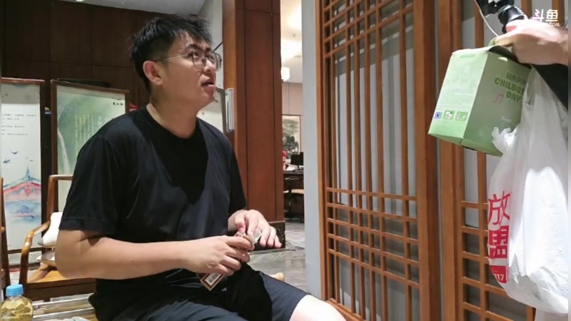 【2025-05-17 19点场】火力堂主：最近在大舅哥直播间！蛙超足球！