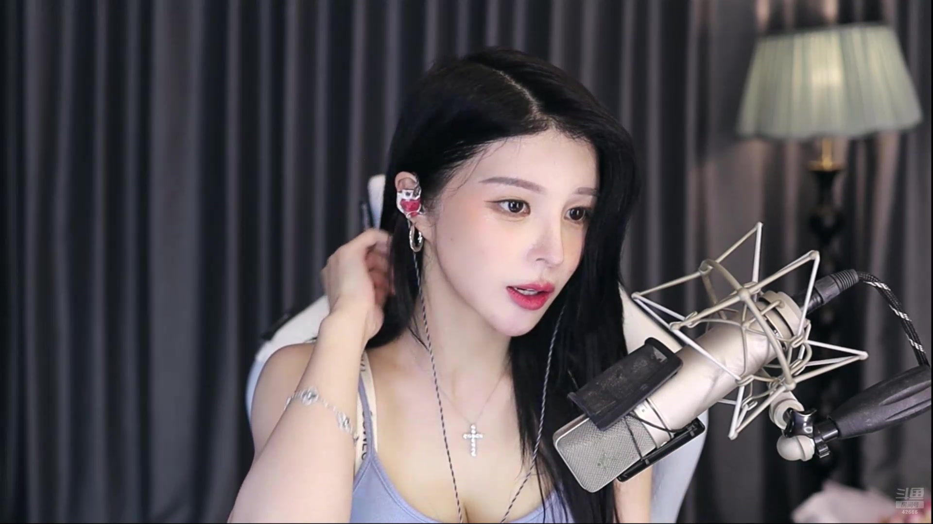 【2025-05-19 23点场】苏恩Olivia：苏恩: 晚上好呀！！