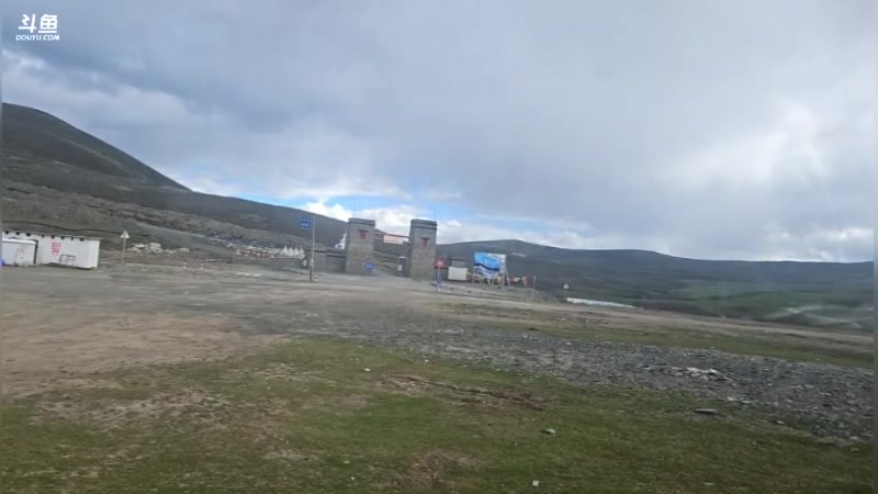 【2025-06-04 18点场】叶子户外：晚上去高尔寺看日照金山。