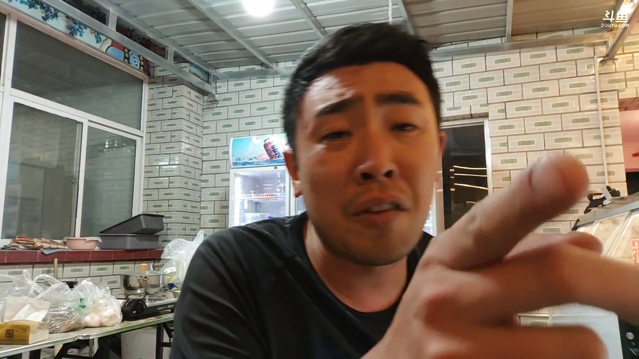【2025-5-30 23点场】到无尽的新店吃烧烤（4）