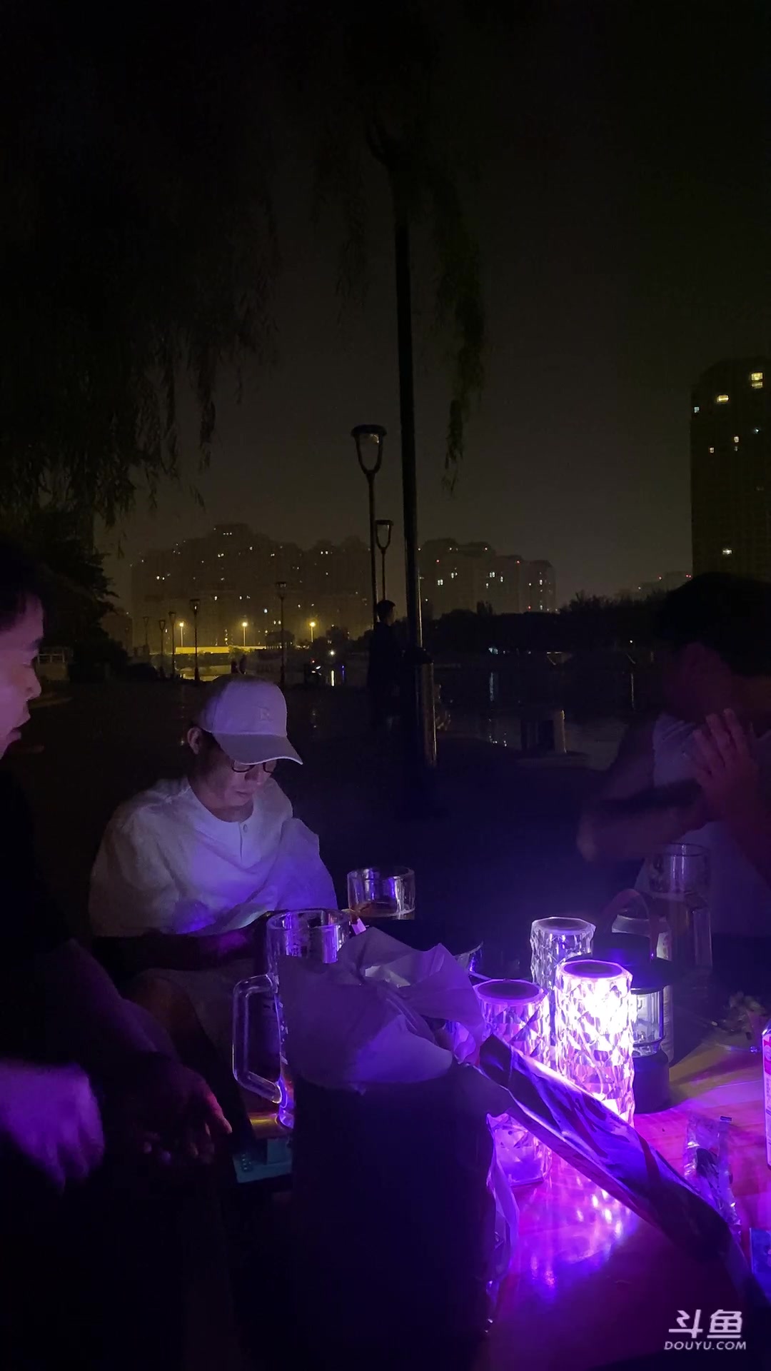 【2025-06-14 01点场】朱晓迪：yin子的饲养员