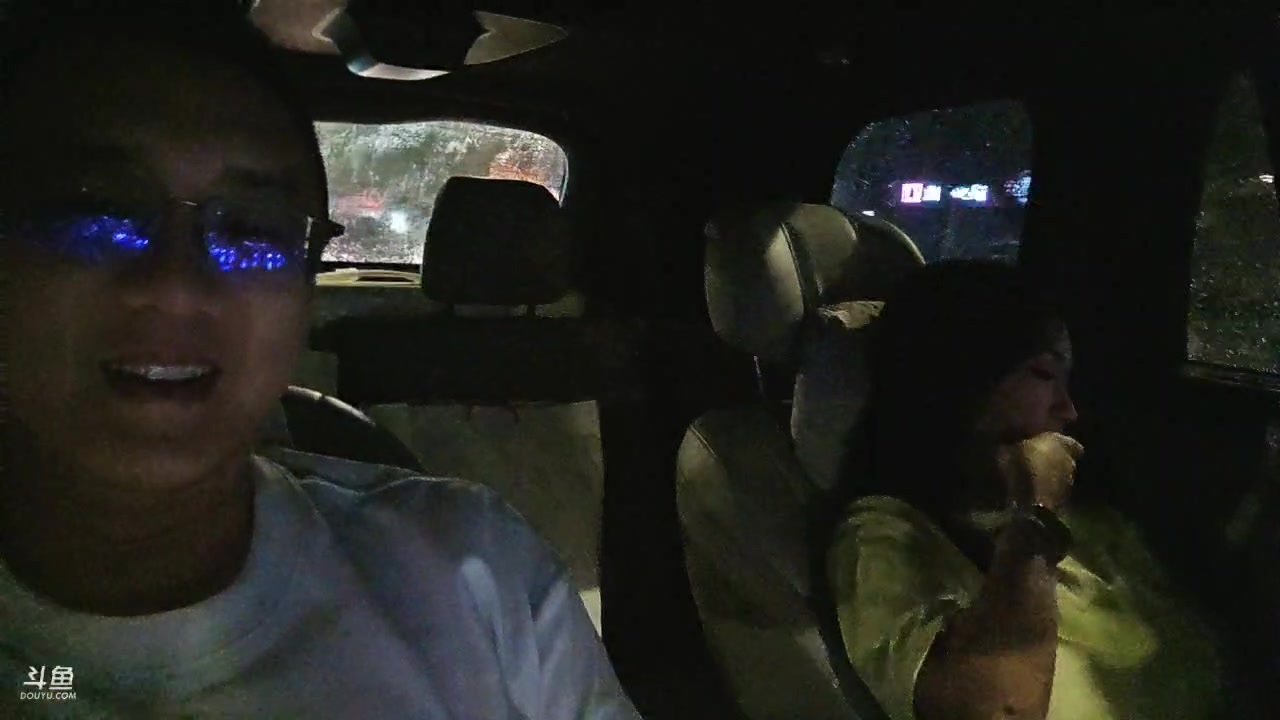 【2025-06-20 22点场】小鱼小鱼吃虾米：武汉庄园时常！！！