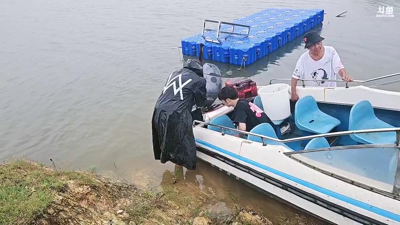 【2025-06-21 13点场】小鱼小鱼吃虾米：武汉庄园时常！！！