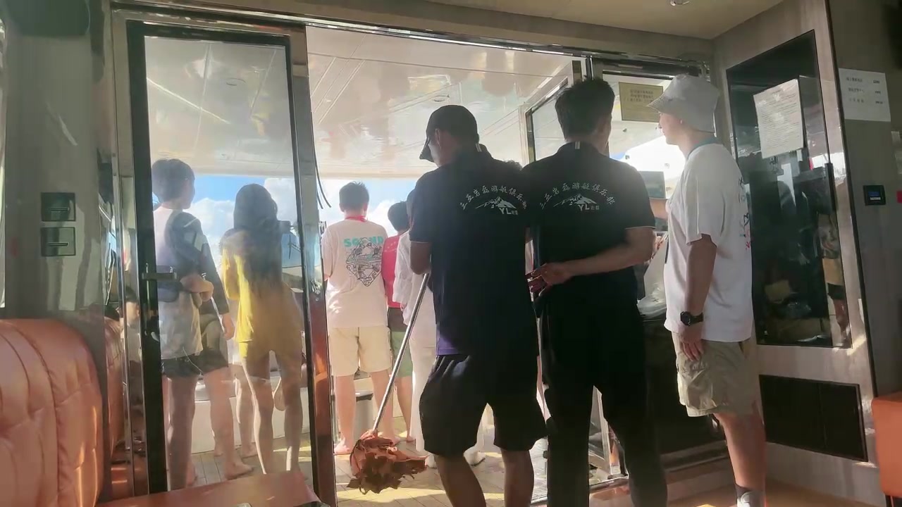 【2025-06-22 16点场】菜到极致小兰摧：【精英手册】马卡龙、兔兔系列道具在售_
