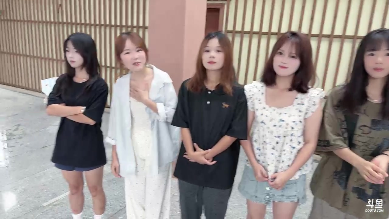 【2025-06-22 14点场】主播阿郎：320郎团绳子大作战Day17