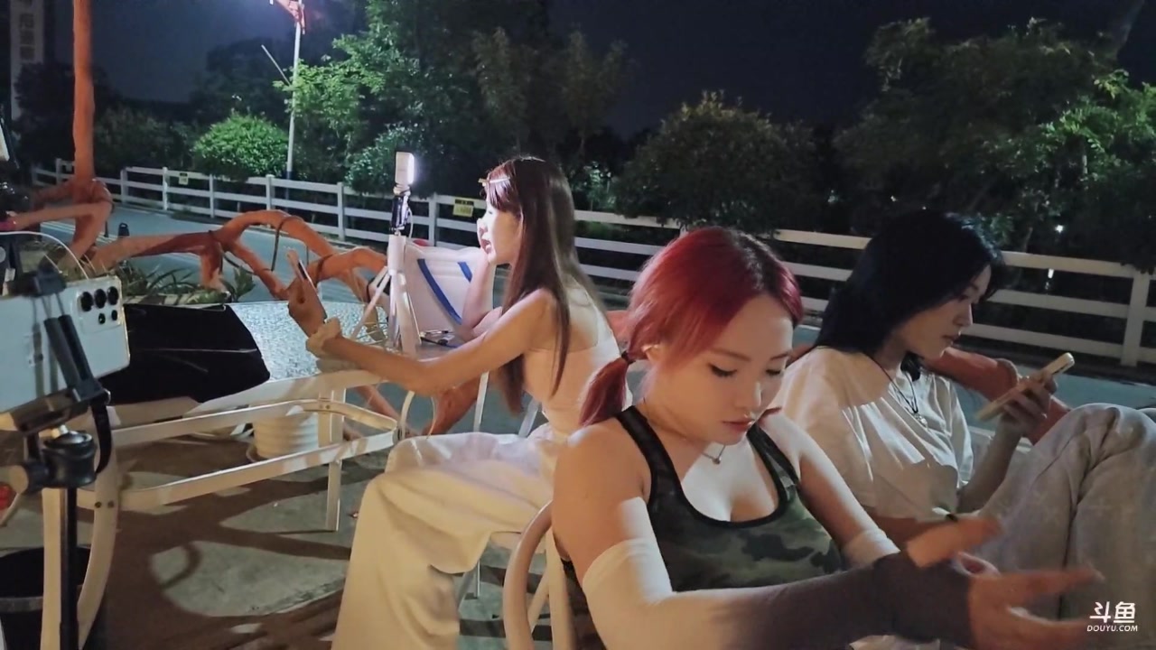 【2025-07-10 19点场】石页的第一根矛s：石页：224厂牌大战今天下午3点开始！