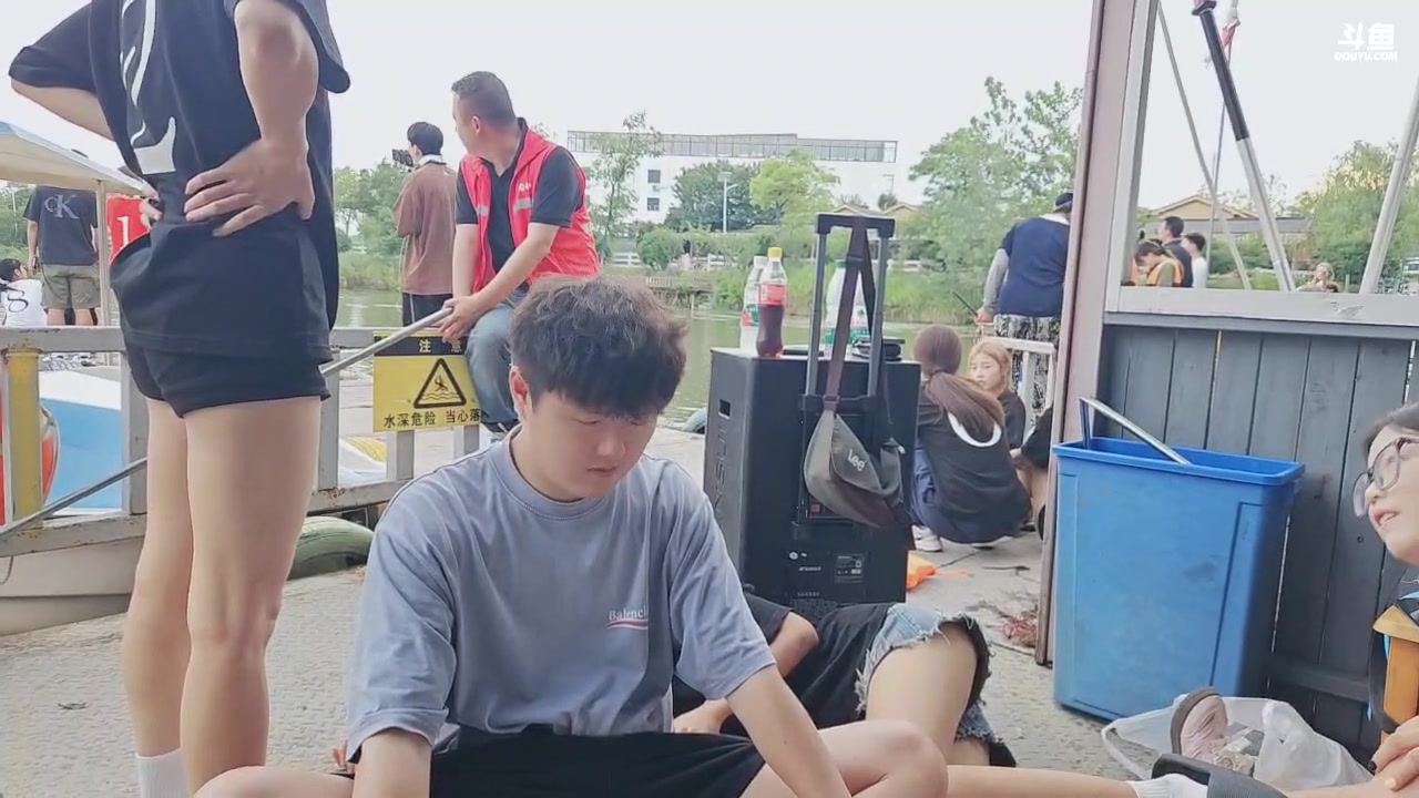 【2025-07-11 17点场】石页的第一根矛s：石页：224厂牌大战今天下午3点开始！