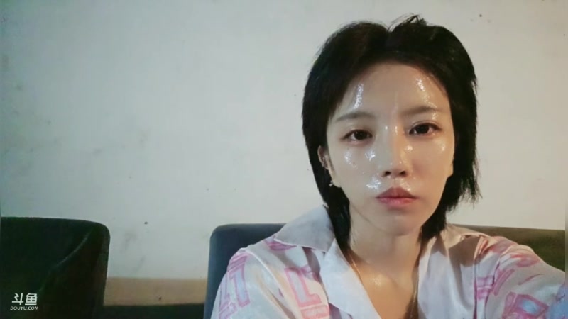 【2025-7-19 2点场】唐6儿:【小奶团】恭喜团宠王者啦~！帅呆啦