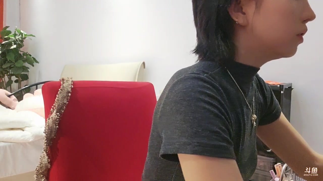 【2025-7-20 19点场】唐6儿:【小奶团】恭喜团宠王者啦~！帅呆啦
