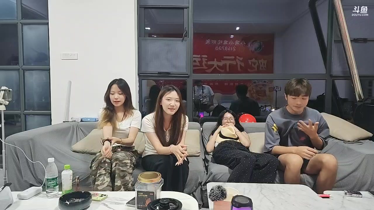 【2025-07-24 21点场】小鱼小鱼吃虾米：武汉庄园日常2158798