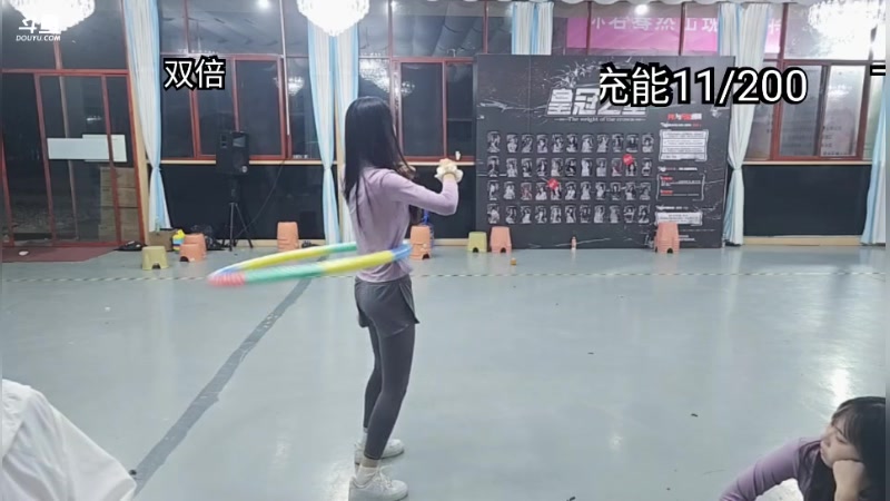 【2025-07-30 01点场】王大谋119：钻粉2.5，40人淘汰赛激烈角逐中