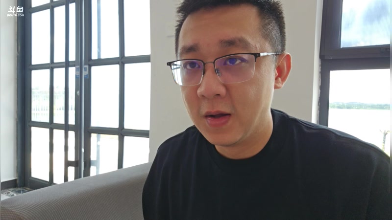 【2025-08-14 13点场】小鱼小鱼吃虾米：武汉庄园日常
