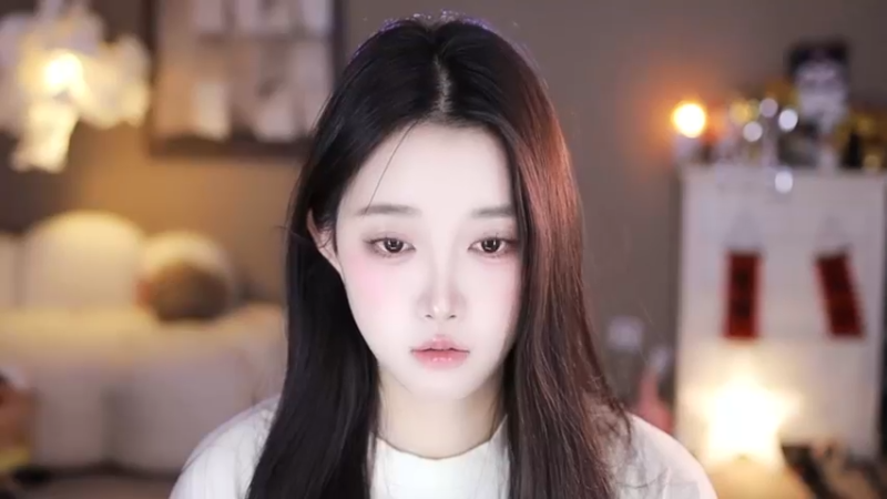 【2025-08-19 19点场】小肉球阿：爱笑的女孩运气不会差~~~