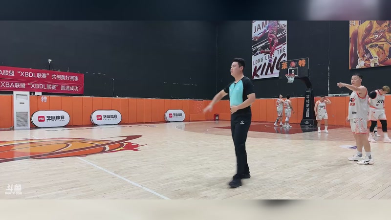 【2025-8-24 16点场】西安篮球XBA联盟:众禾 vs 灼翼
