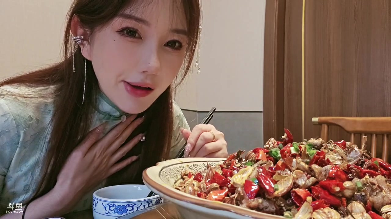 【2025-8-23 16点场】叫我好姑娘吧:潼南找锅锅蹭饭啦