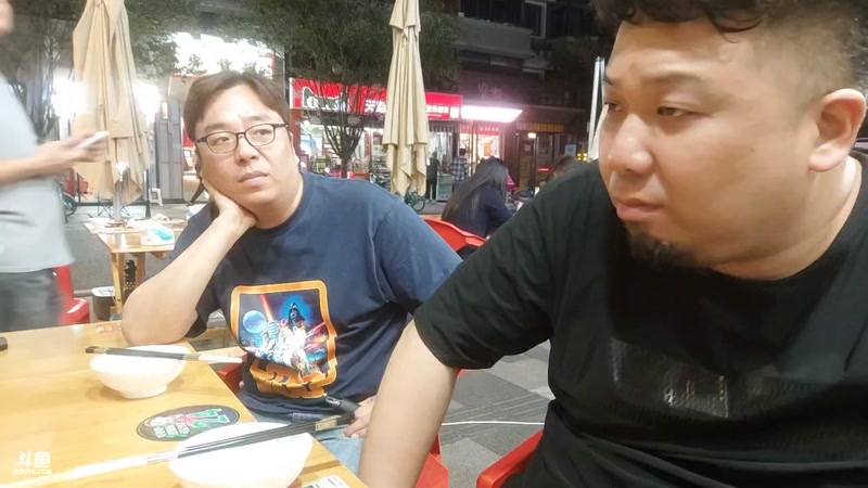 【2025-9-22 22点场】天津美食胡子:九月西行记-成都