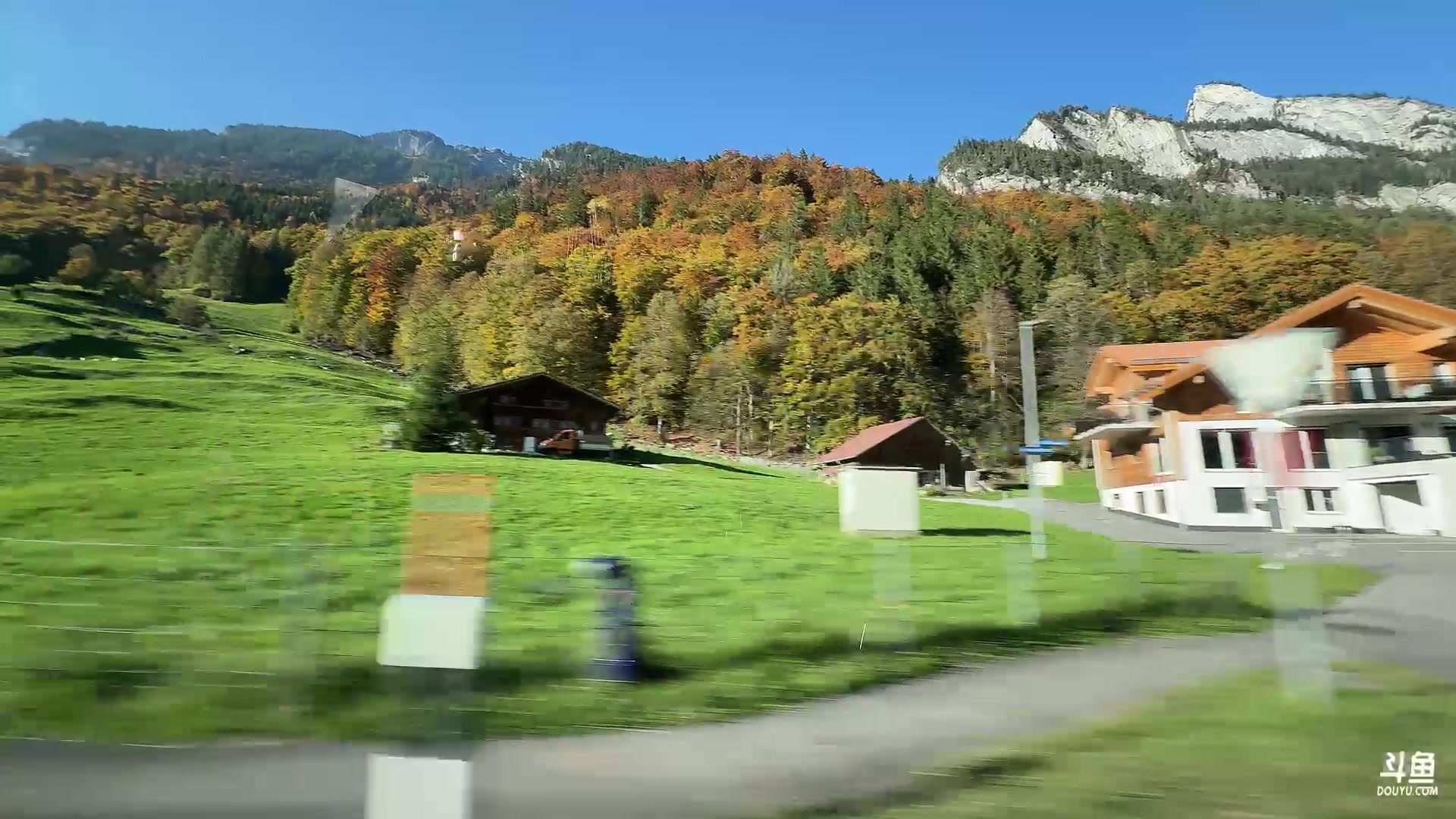 【2025-10-16 22点场】喵小莎:在瑞士旅游～