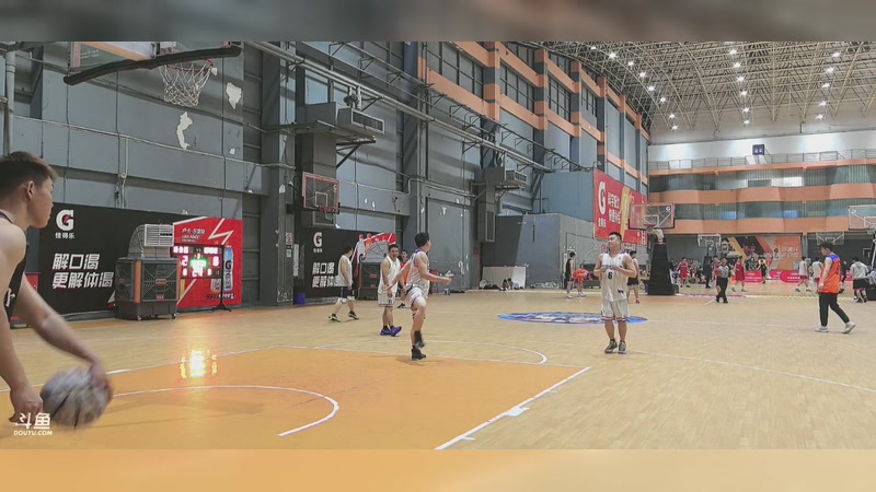 【2025-10-17 19点场】谢袁篮球小分队:XJBD篮球队