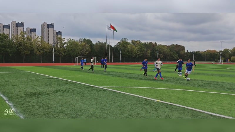 【2025-10-30 12点场】烟院赛事直播:研究生2队vs22级