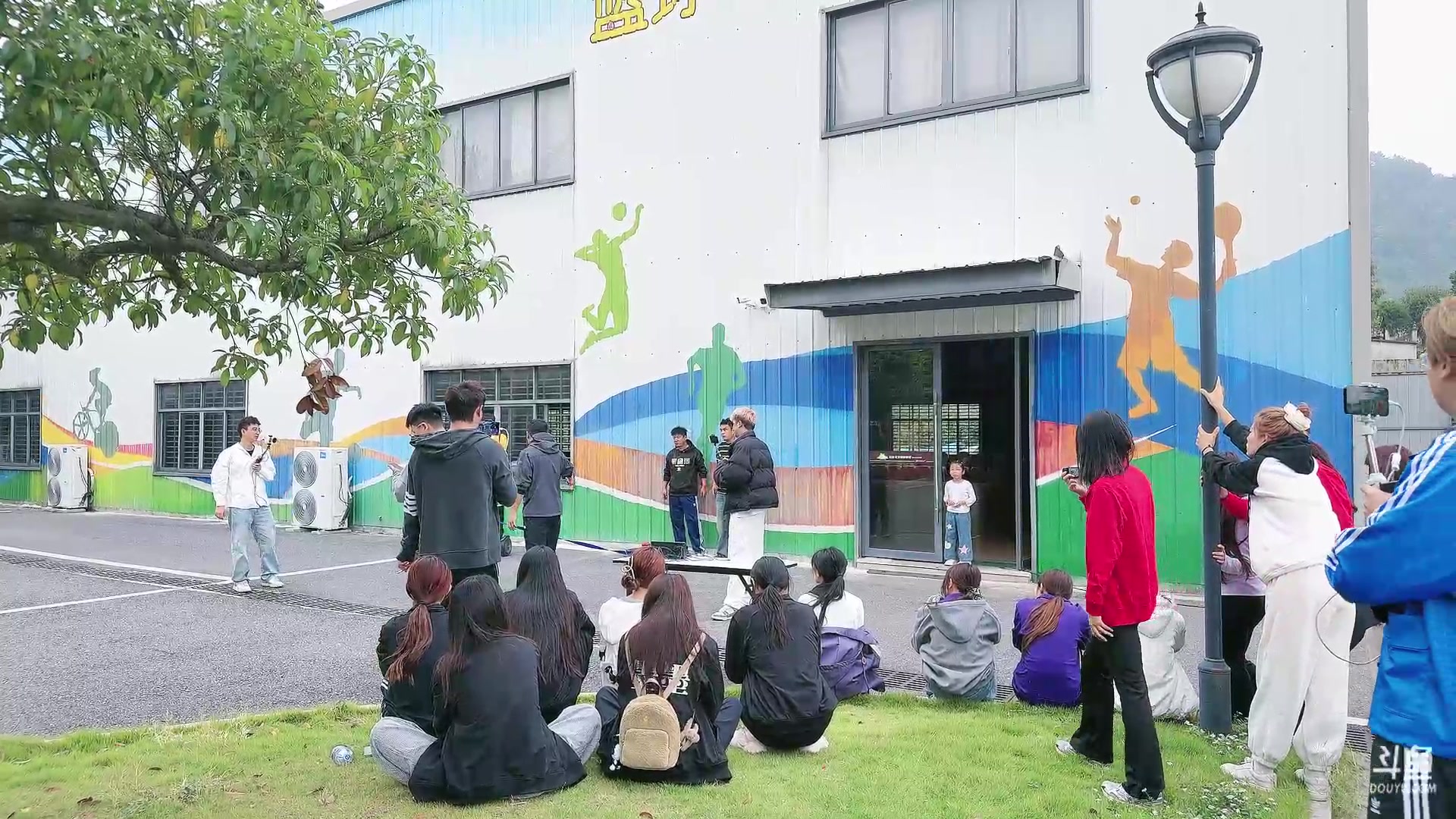 【2025-11-01 14点场】电棍：今天身价大战！