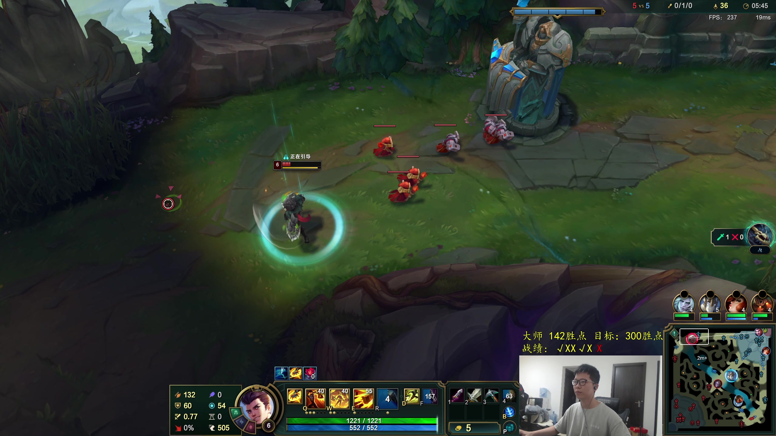 【2025-11-02 13点场】余小C真的很强：余小C：峡谷222冲400！