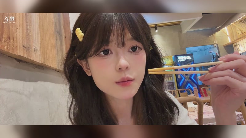 【2025-11-01 02点场】小琳达Linda：黄金双倍：钻粉138！