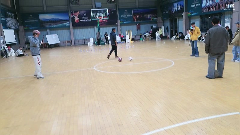 【2025-11-02 21点场】石页的第一根矛s：石页：解说AL VS T1