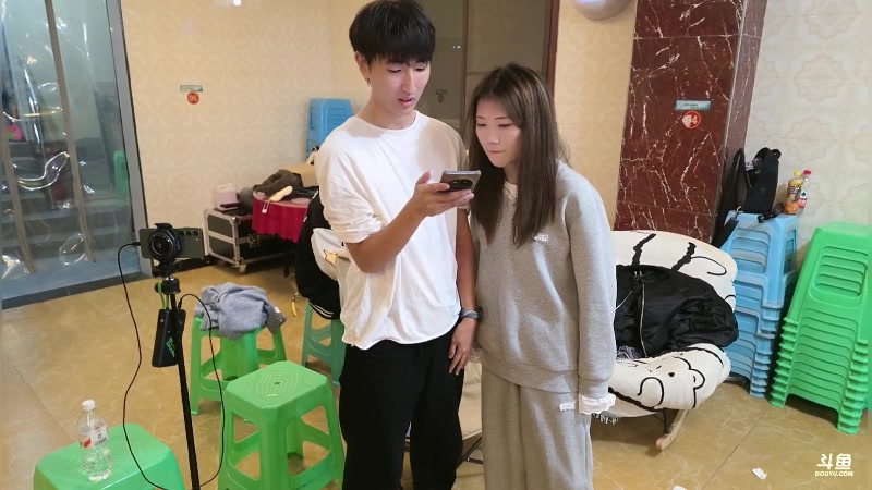 【2025-11-03 03点场】757户外：【非常互娱】757女团S7 娱乐季~