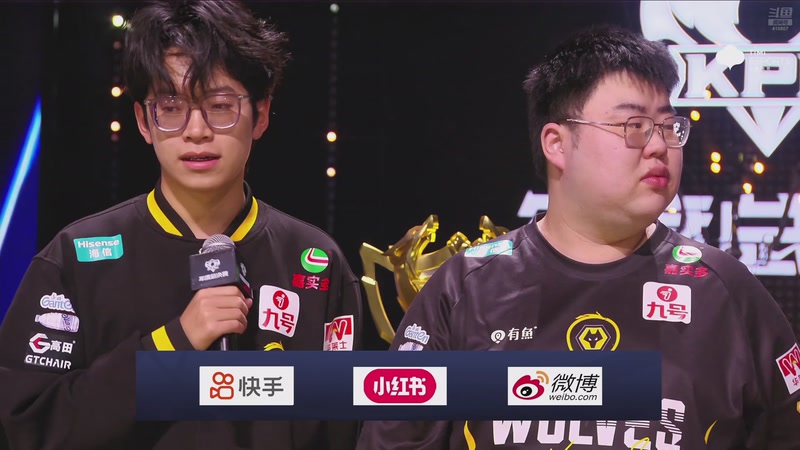 【2025-11-02 22点场】eStarProAlan：Alan：看看比赛