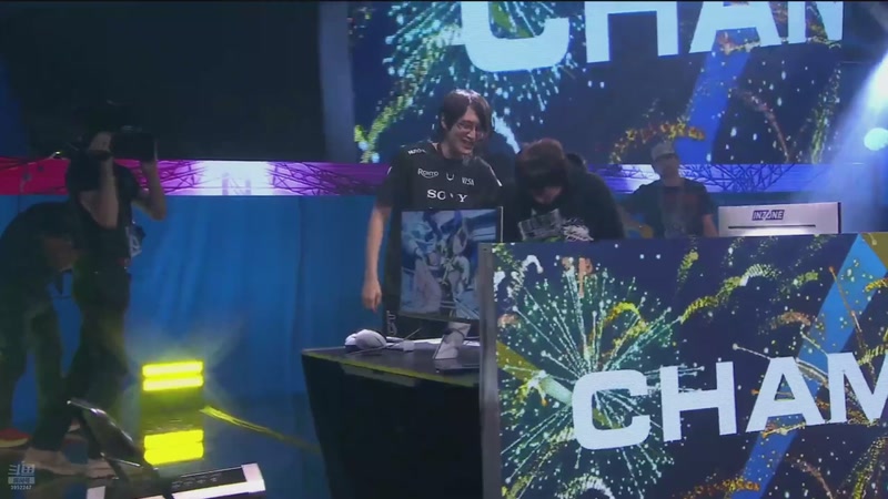 【2025-11-03 08点场】边哥BeenGor：直播：目标200万刀！中国小孩SNK决赛