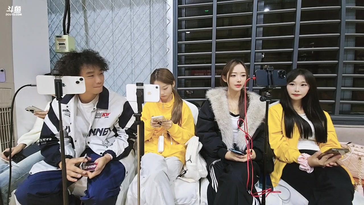 【2025-11-03 00点场】叶子户外：衢州，参加224团播