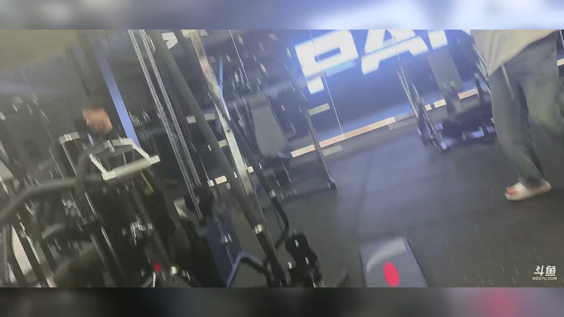 【2025-11-04 完整版】冰凡丶King：峡谷之巅排位豹女打野