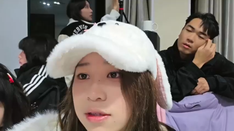 【2025-11-05 00点场】757户外：【非常互娱】757女团S7 娱乐季~