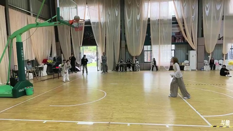 【2025-11-05 14点场】叁三QvQ：224团播day7