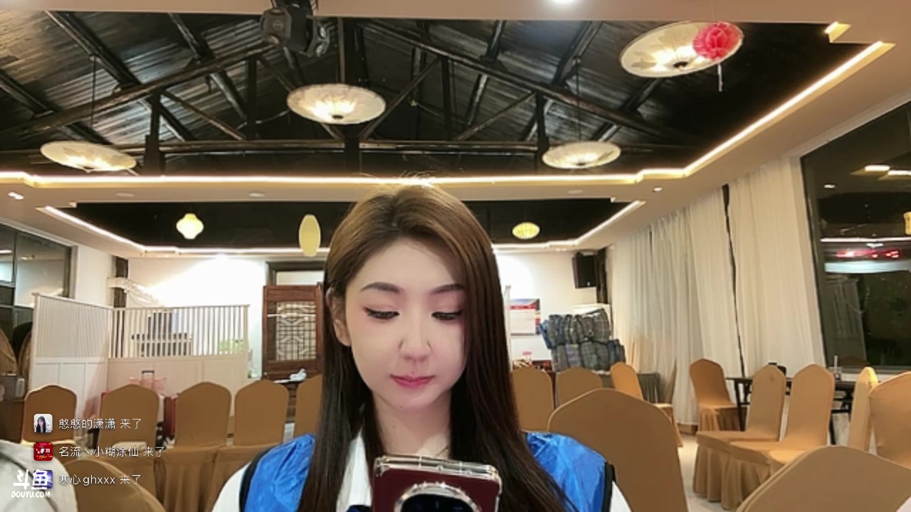 【2025-11-05 01点场】潇潇超哇噻：绍兴跨平台户外 来咯