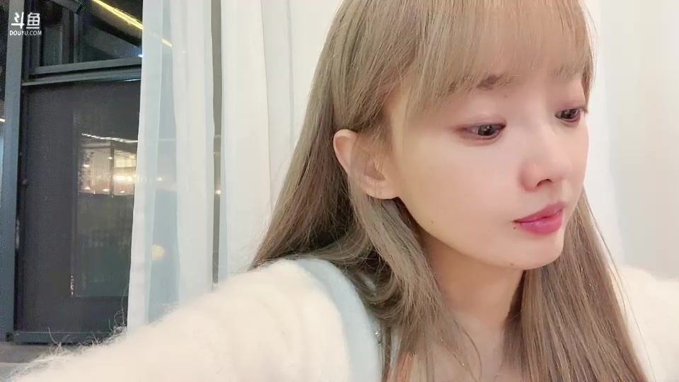 【2025-11-5 22点场】喜欢水水:23:00pk打房