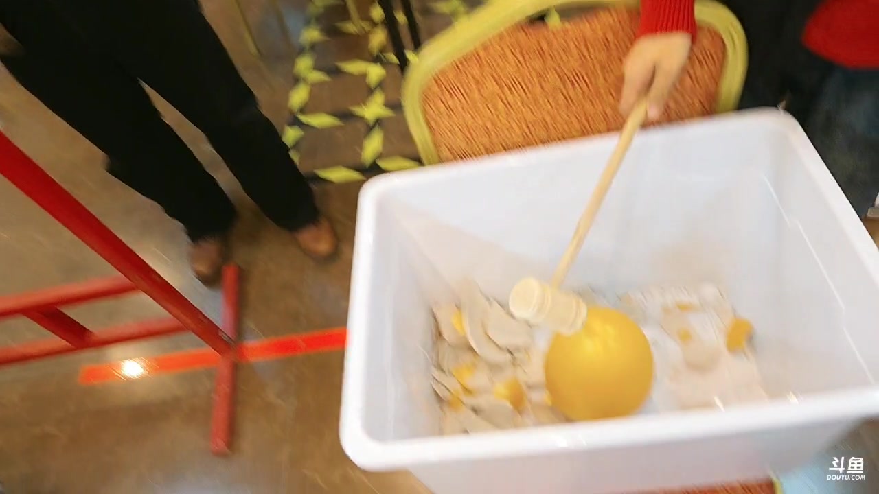 【2025-11-07 17点场】小鱼小鱼吃虾米：愉快团播day29