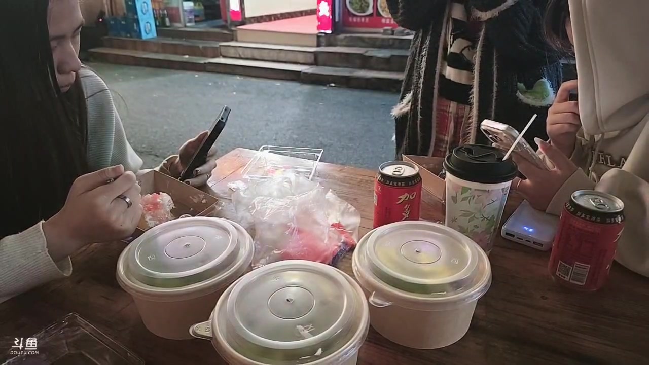 【2025-11-07 17点场】叶子户外：出发横店咯