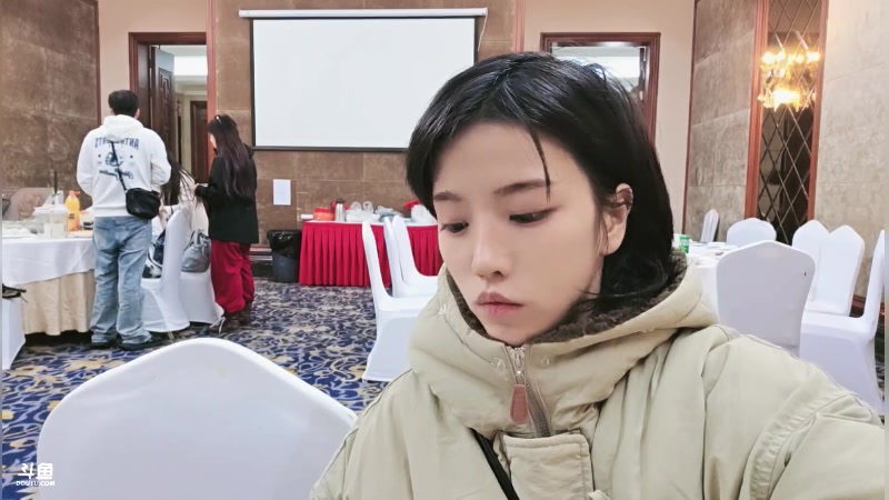 【2025-11-7 20点场】唐6儿:【小奶团】不舒服&nbsp;先下播了今天