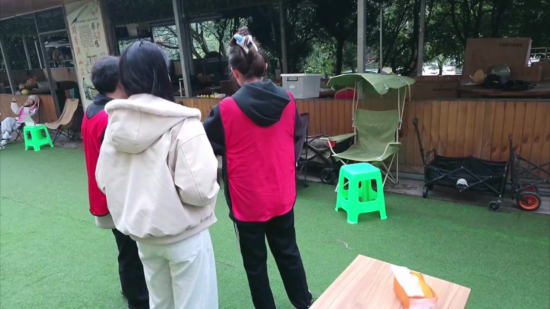 【2025-11-08 16点场】757户外：【非常互娱】757女团S7 娱乐季~